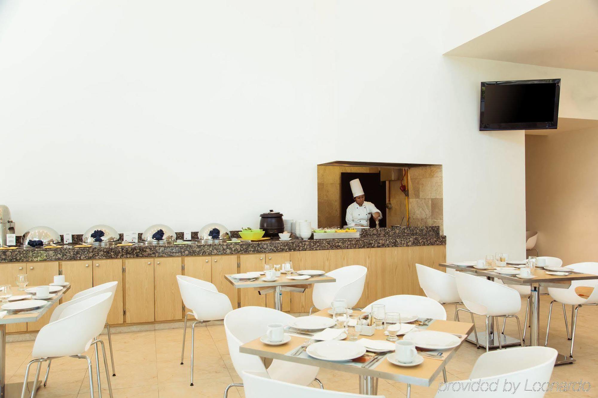 Fiesta Inn Periferico Sur Mexiko-Stadt Restaurant foto